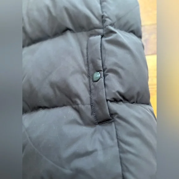 GAP hooded vest - Picture 3 of 11